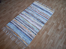 Load image into Gallery viewer, Kirjava pörrömatto 120x74cm