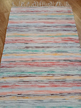 Lataa kuva Galleria-katseluun, Räsymatto värikäs 135x73cm