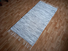 Lataa kuva Galleria-katseluun, Räsymatto harmaa/valkoinen 150x74cm