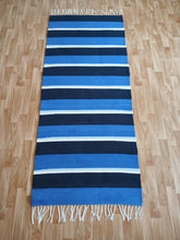 Load image into Gallery viewer, Raidallinen matto 180x74cm,