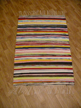 Load image into Gallery viewer, Räsymatto 110x74cm