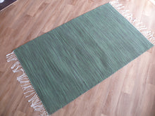 Lataa kuva Galleria-katseluun, Vihreämatto 125x77cm