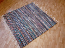 Lataa kuva Galleria-katseluun, Tumma räsymatto 135x135cm