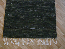 Lataa kuva Galleria-katseluun, Räsymatto tumma 140x73cm