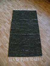 Lataa kuva Galleria-katseluun, Räsymatto tumma 140x73cm