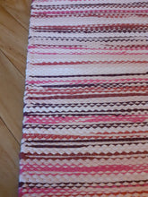 Lataa kuva Galleria-katseluun, Vaaleansävyinen räsymatto 182x77