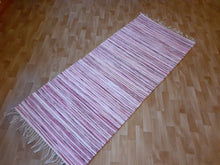 Lataa kuva Galleria-katseluun, Vaaleansävyinen räsymatto 182x77