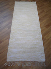 Load image into Gallery viewer, Valkoinen puuvillamatto 190x74cm