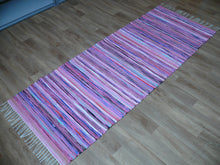 Load image into Gallery viewer, Räsymatto vaaleanpunainen 200x76cm