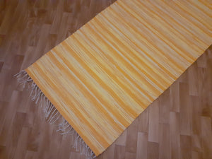 Hieno sävytetty keltainen matto 200x75cm