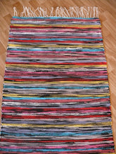 Load image into Gallery viewer, Räsymatto tummansävyinen 205x72cm