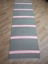 Lataa kuva Galleria-katseluun, Trikoomatto 215x74cm