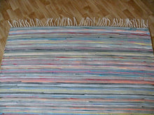 Load image into Gallery viewer, Kirjava räsymatto 219x137cm