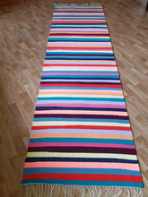 Lataa kuva Galleria-katseluun, Värikäs puuvillamatto 247x74cm