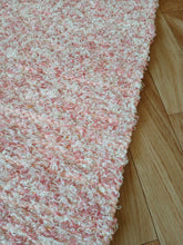 Load image into Gallery viewer, Vaaleanpunainen matto 122x77cm