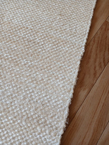 Valkoinen matto 142x76cm