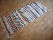 Lataa kuva Galleria-katseluun, Pörrömatto värikäs 175x75cm