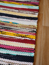 Load image into Gallery viewer, Räsymatto vaalea värikäs 182x75cm