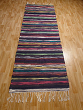 Lataa kuva Galleria-katseluun, Värikäs puuvillamatto 200x74cm
