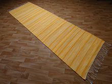 Load image into Gallery viewer, Hieno sävytetty keltainen matto 240x75cm