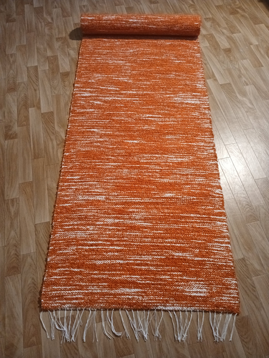 Oranssi käytävämatto 267x74cm