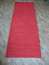 Lataa kuva Galleria-katseluun, Sävytetty punainen matto 228x75cm